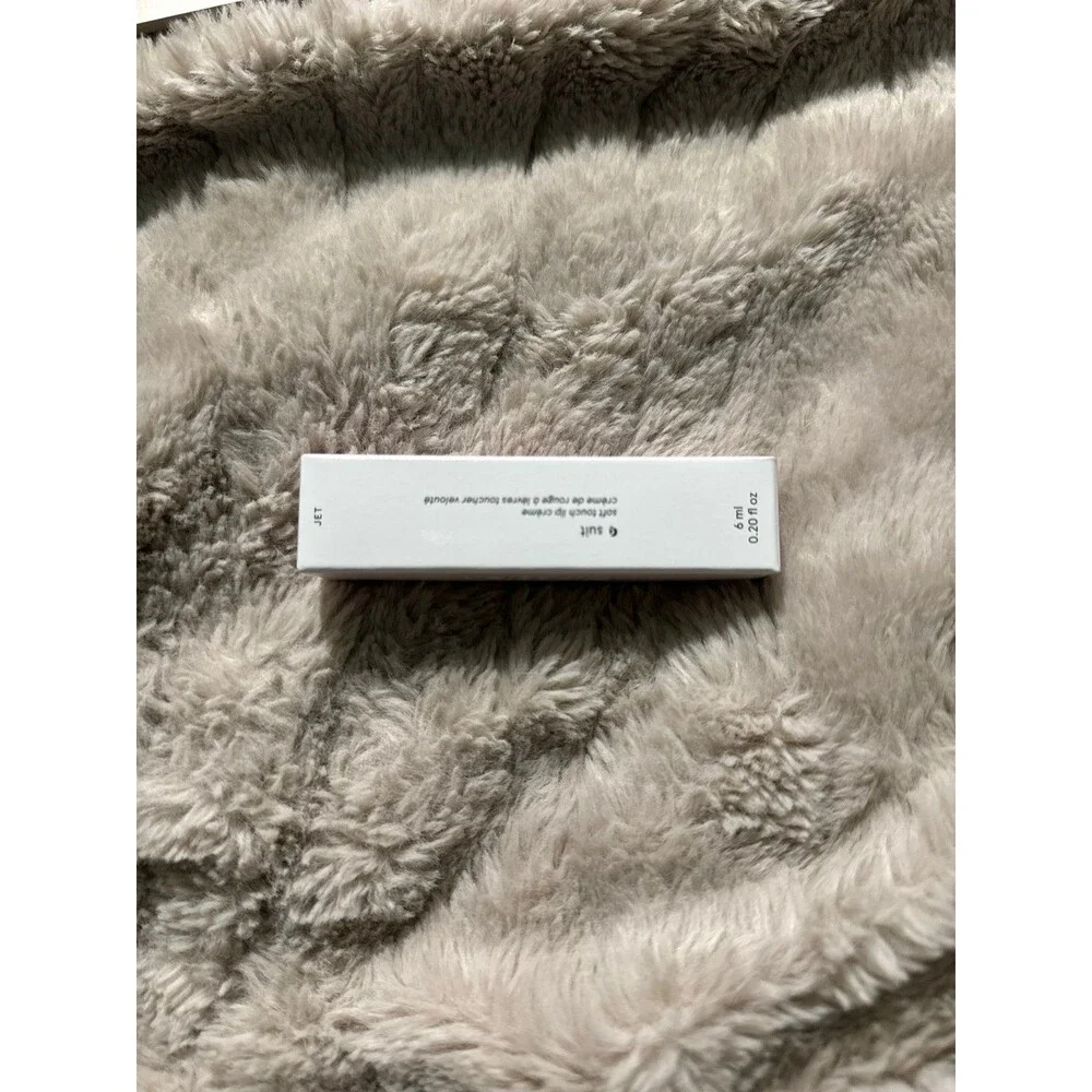 Glossier G Suit in Jet